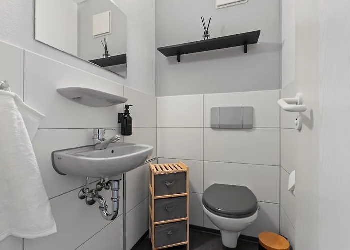 Gluecksfewo71 In Innenstadt Mit Privater Garage Und 2terassen Familienglueck Auf 70qm *